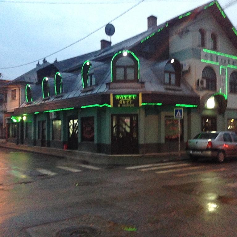 Motel Buti Sighetu Marmatiei Bagian luar foto
