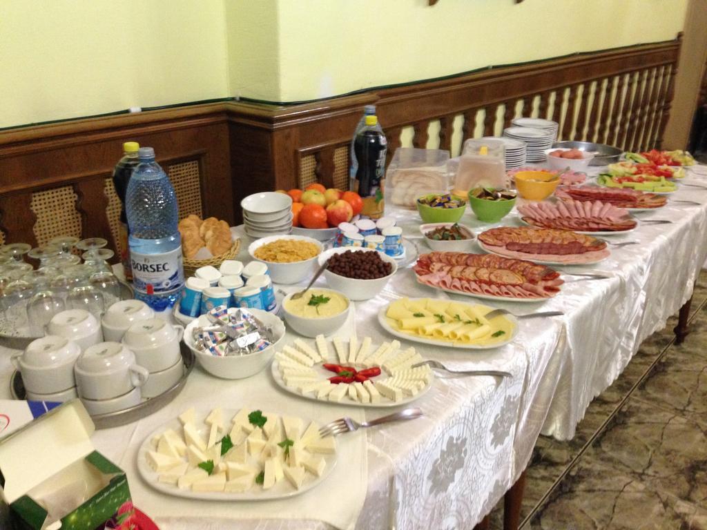 Motel Buti Sighetu Marmatiei Bagian luar foto