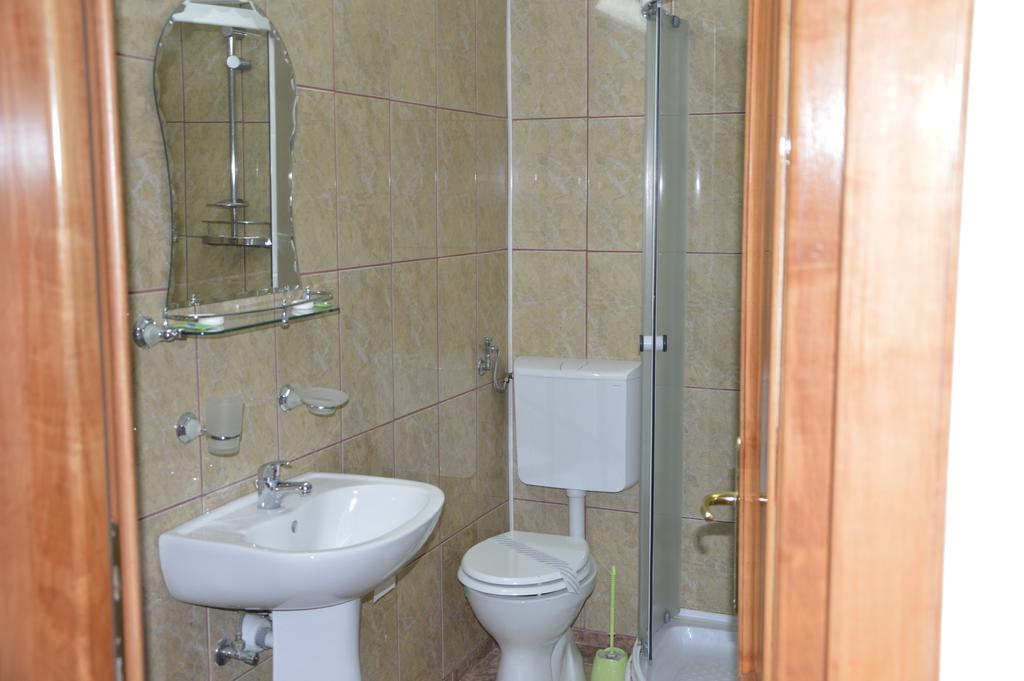 Motel Buti Sighetu Marmatiei Ruang foto